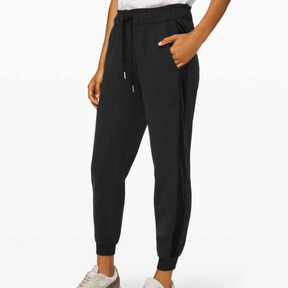 lululemon athletica Pants - Lululemon On the Fly Jogger Velvet Trim Black Pant